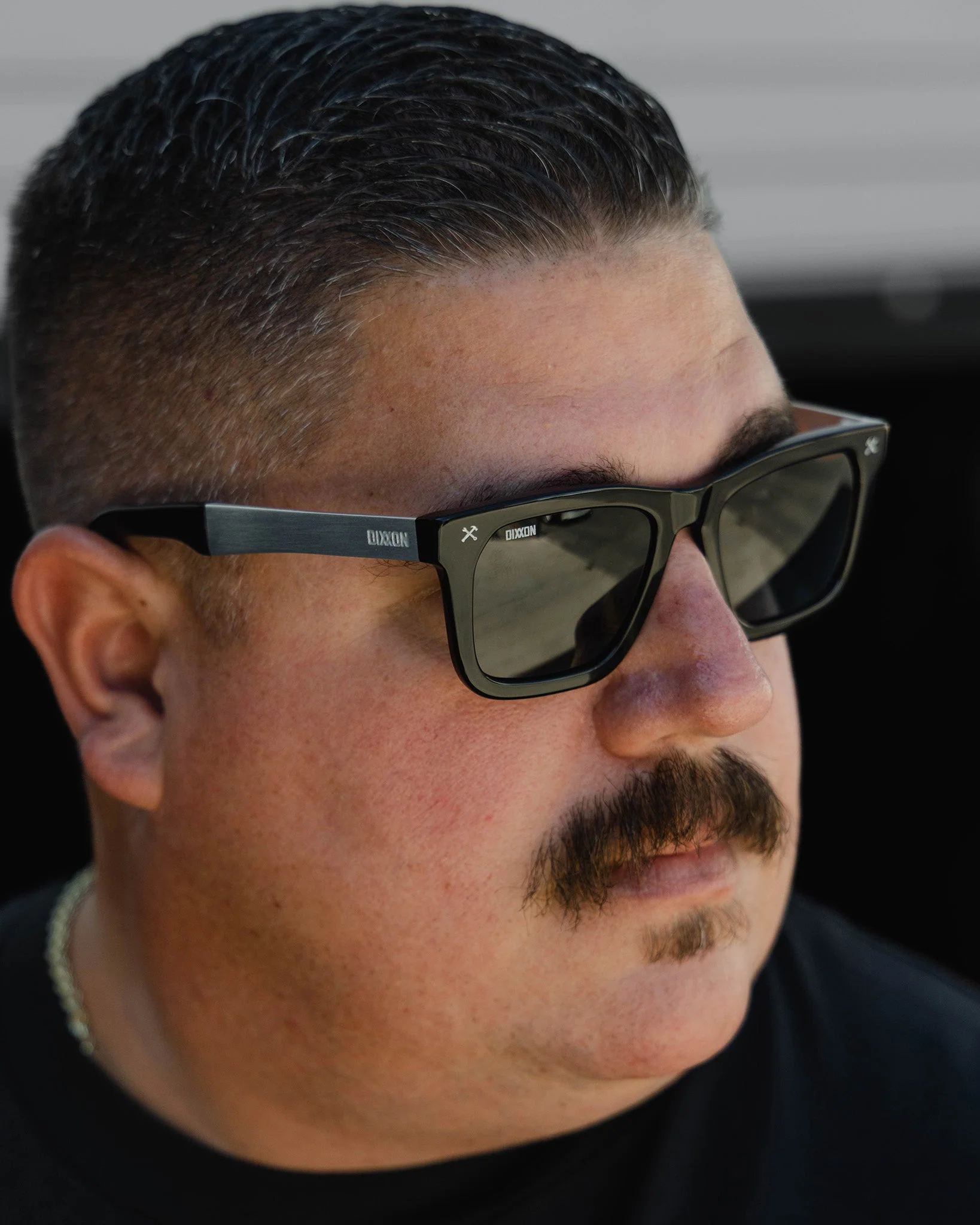 Anvil Metal Sunglasses - Black & Gray - Image 2