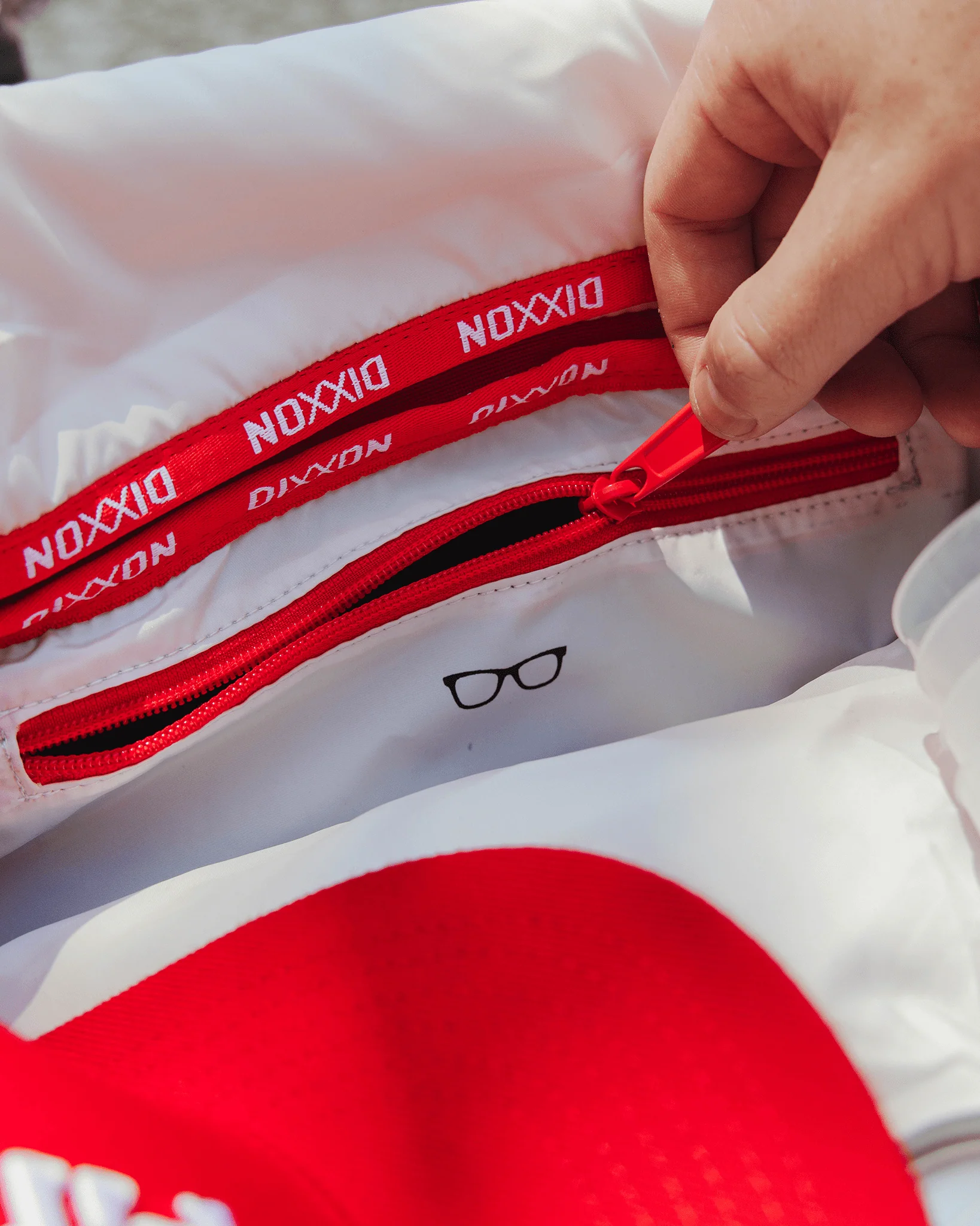Bougie Duffle Bag - Red & White - Image 3
