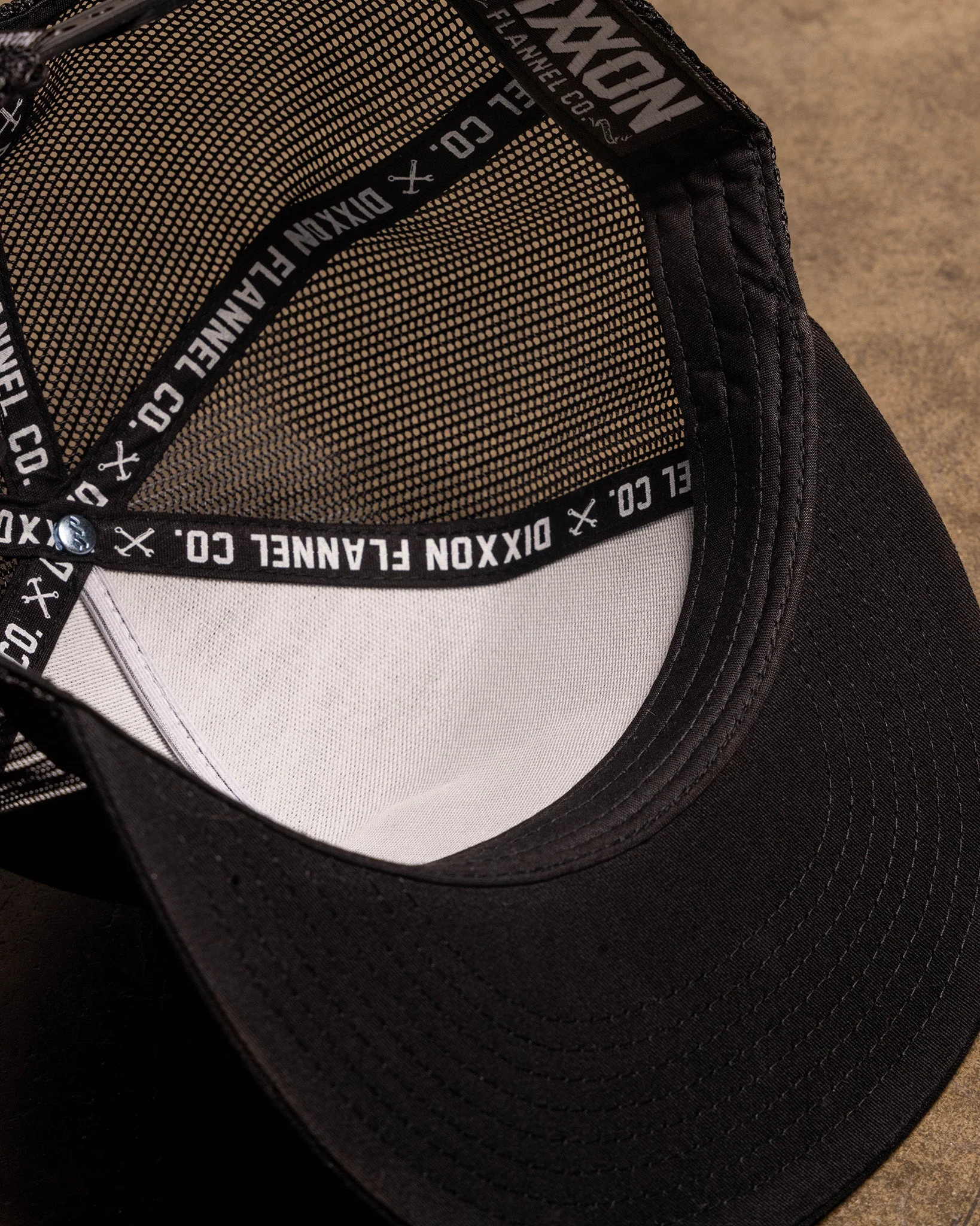 Class Flat Bill Trucker Snapback - Black & White - Image 4