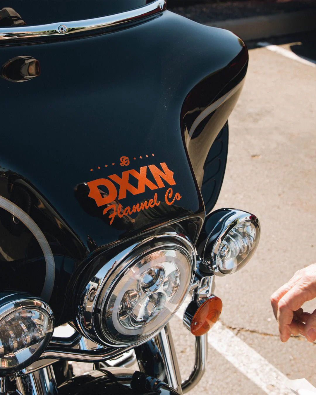 Dixxon Tech Die Cut Sticker - 6" - Image 10
