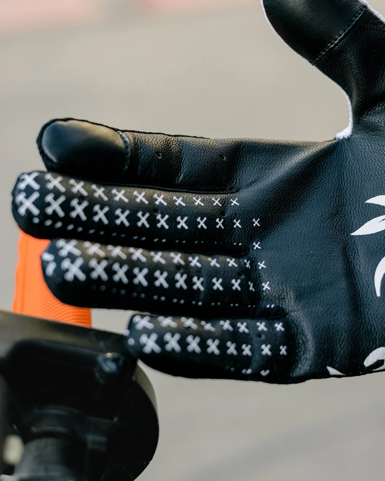Dues Paid Moto Gloves - Black & White - Image 5