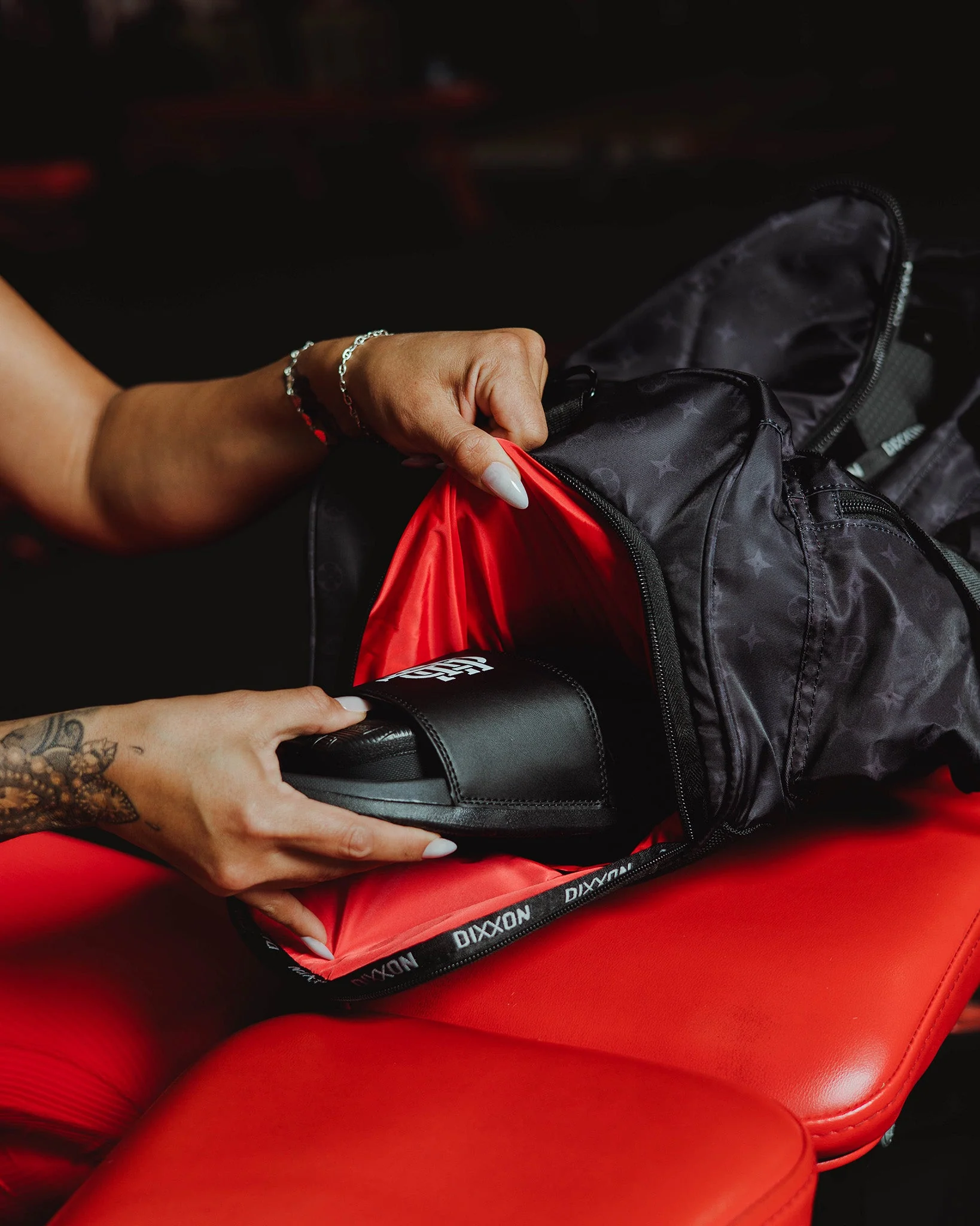 Bougie Duffle Bag - Black & Gray - Image 4