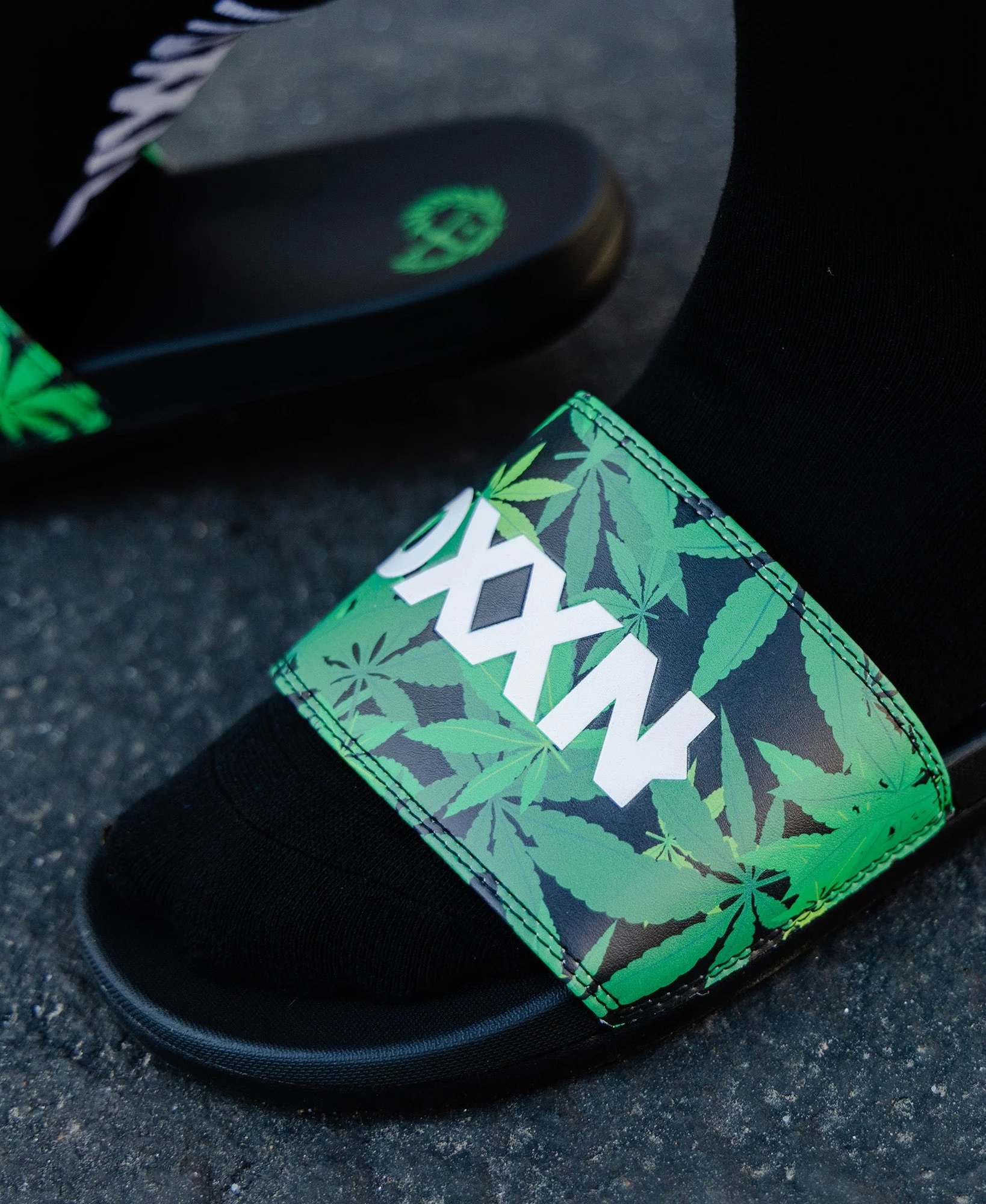 Green Room Slides - Image 2