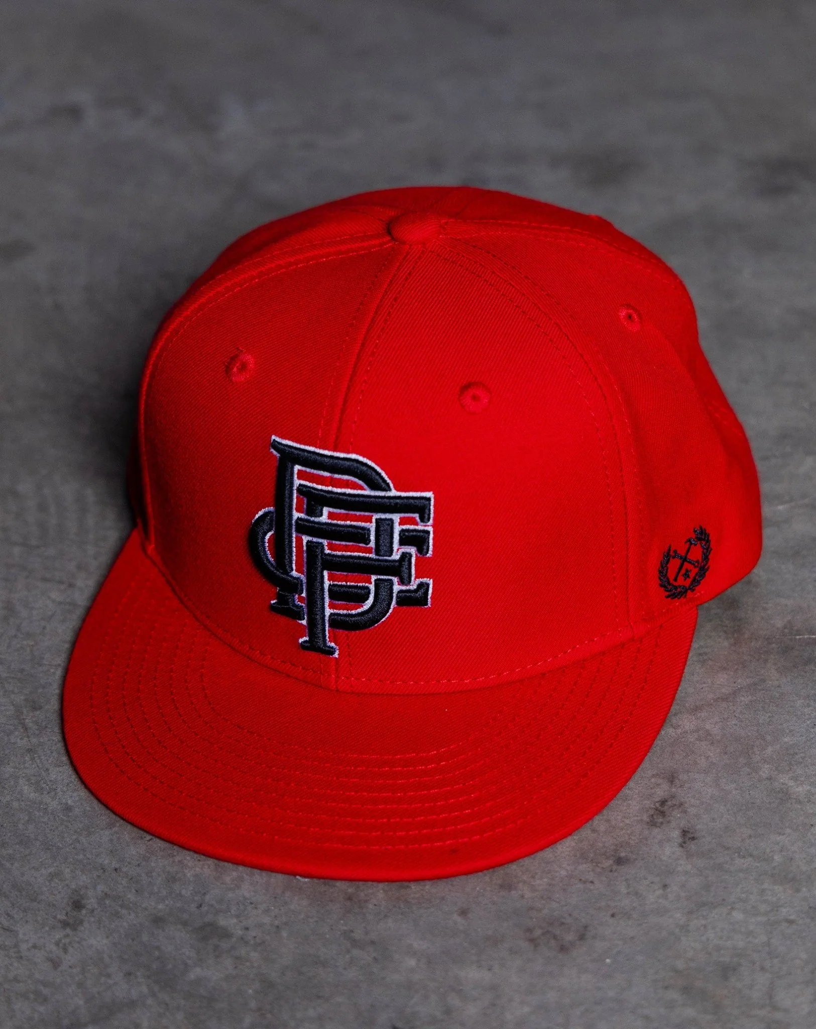 Icon Flat Bill Snapback - Image 7