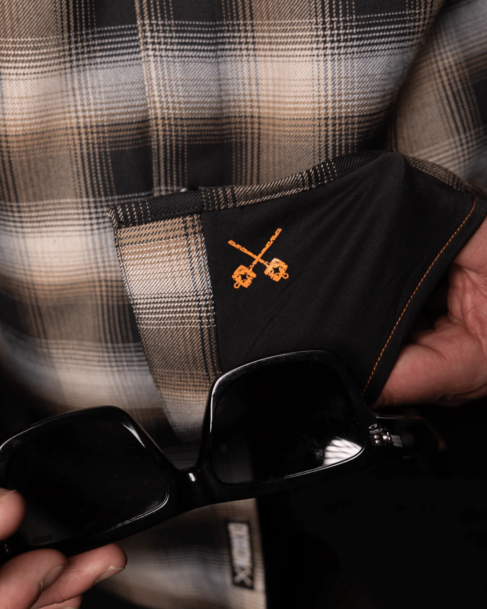 King of the Hammers Flannel - Image 7