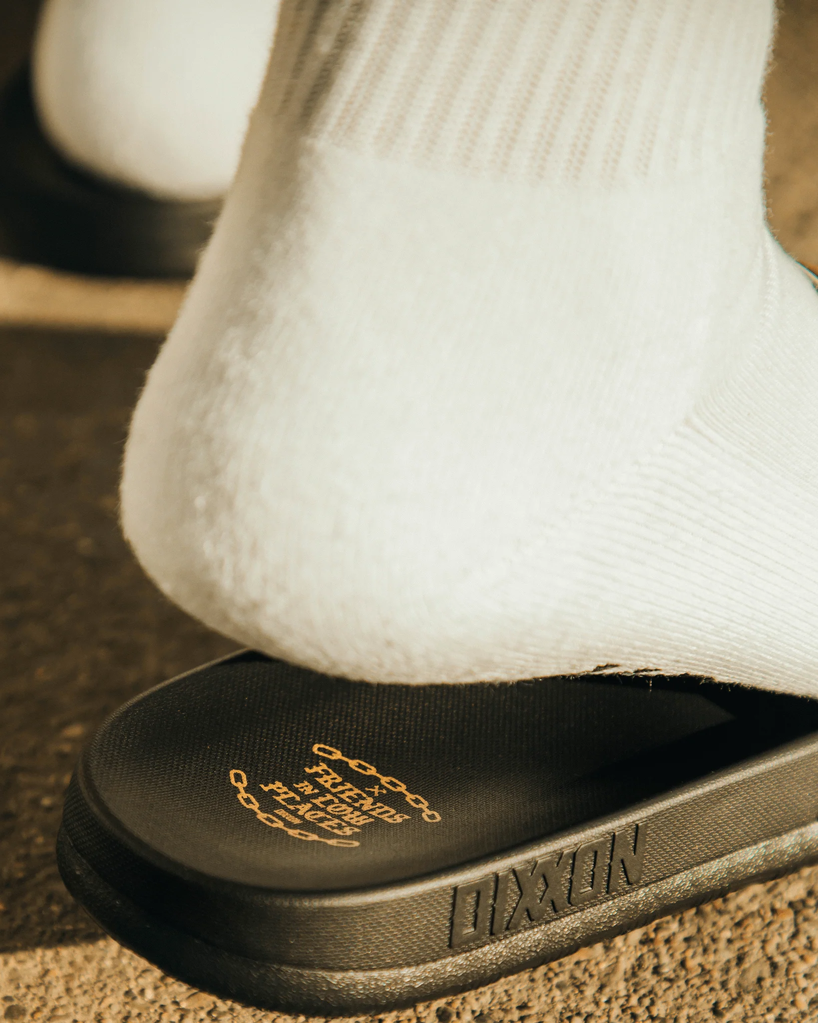 Low Low Slides - Image 4