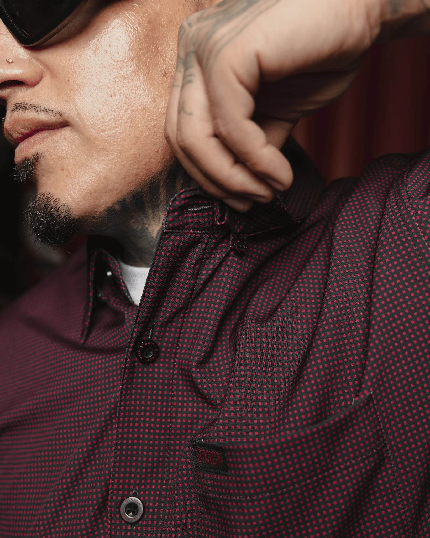 Simple Mind Party Shirt - Black & Red - Image 5