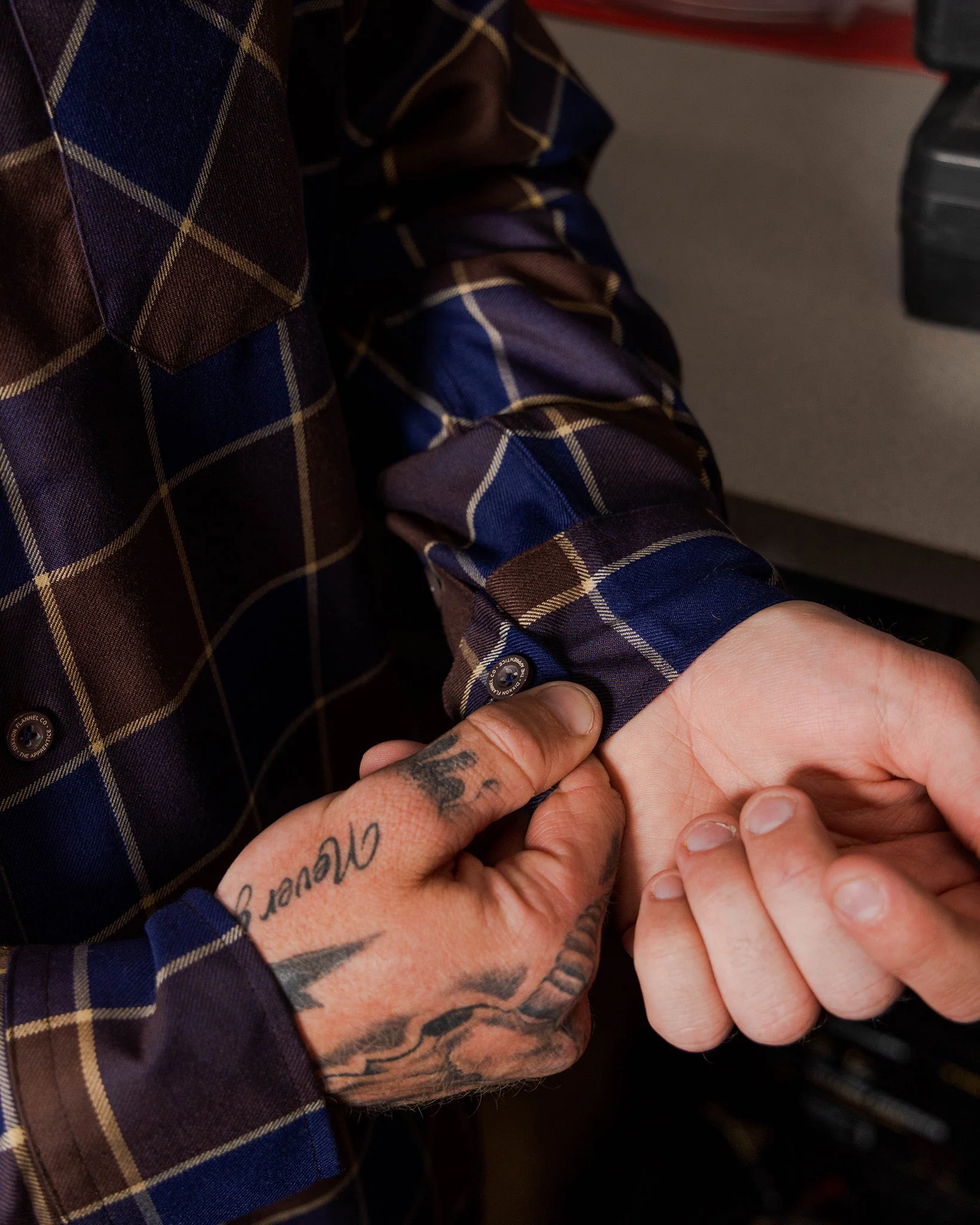The Apprentice Flannel - Image 8