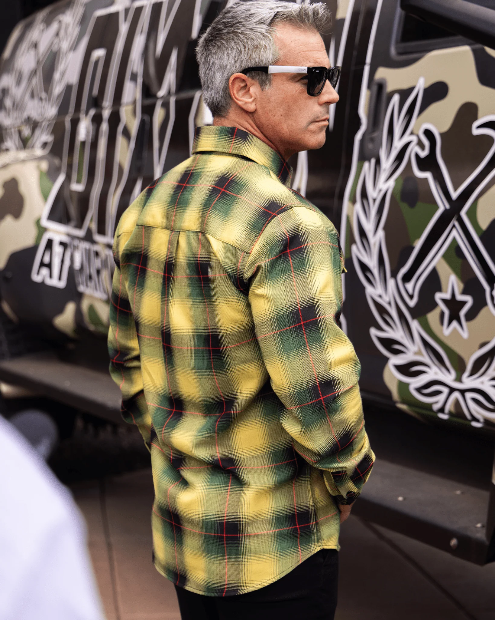 The Concealment Flannel - Image 4