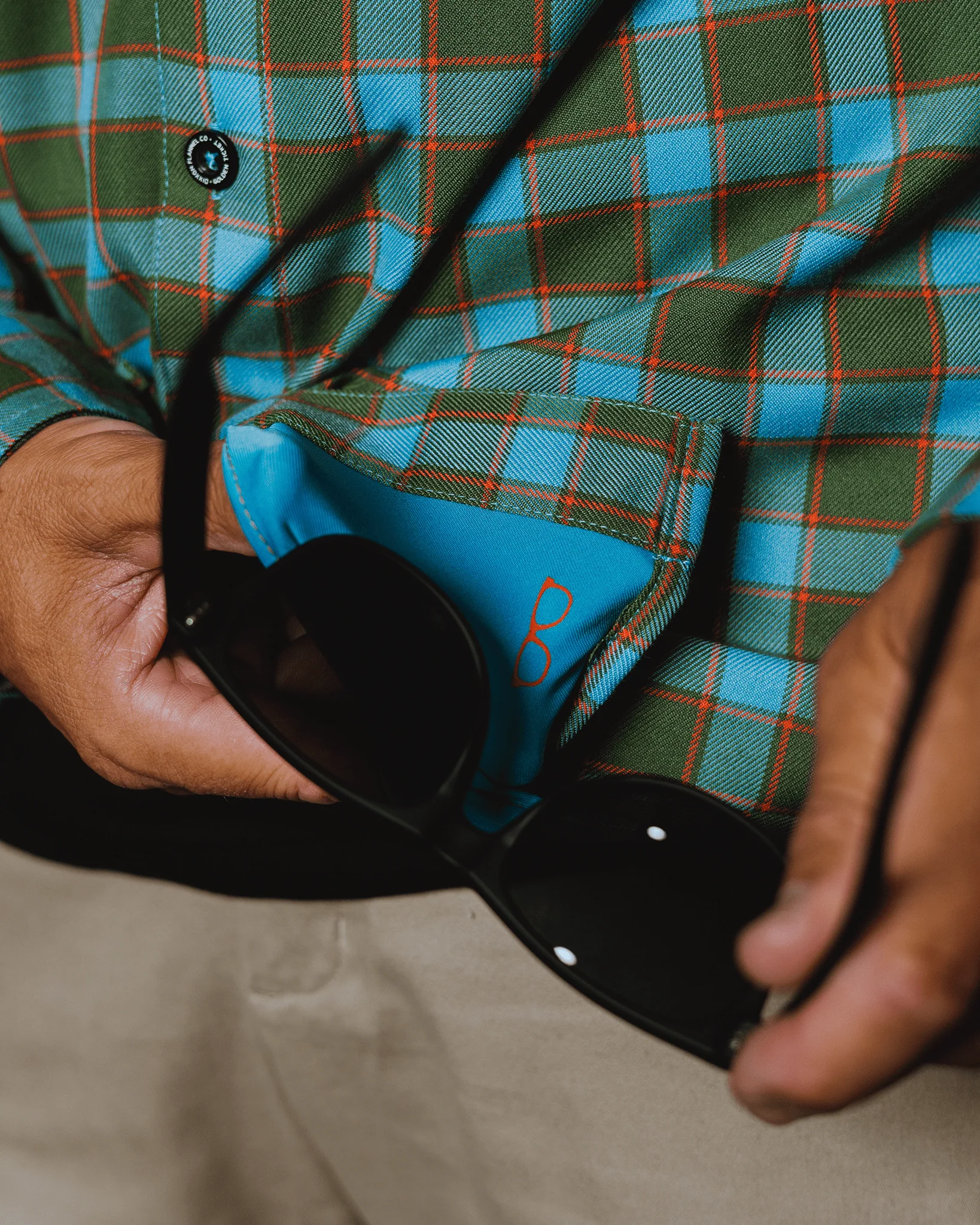 The Golden Ticket Flannel - Image 6