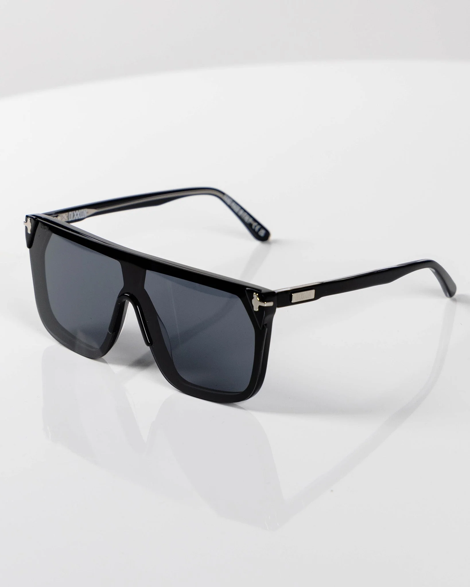Vega Sunglasses - Black & Gray - Image 2