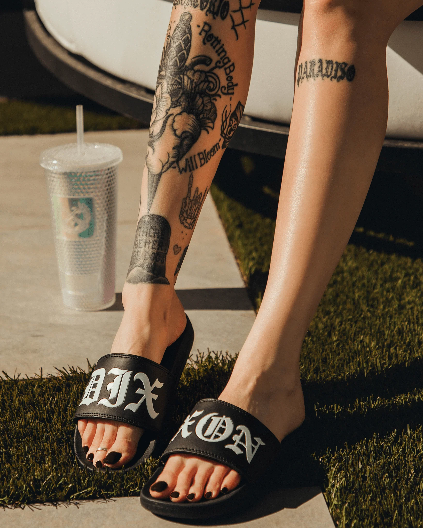 White Central Slides - Black - Image 4