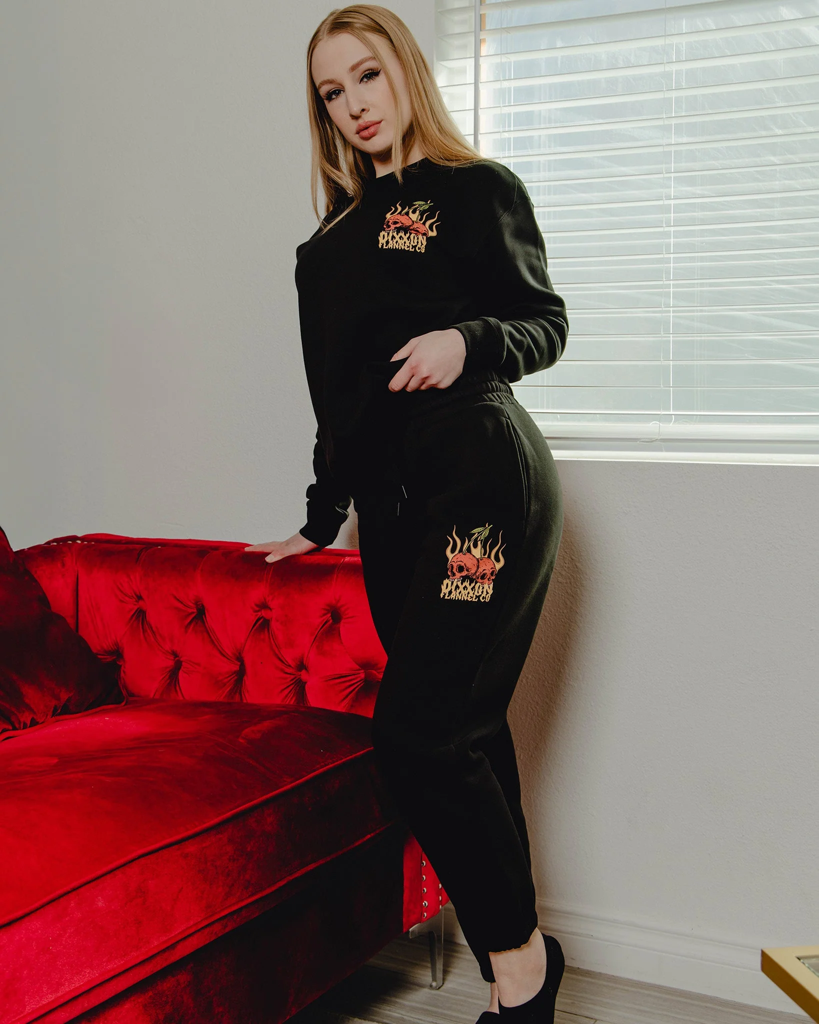 Women's Cherry Bomb Crewneck Sweatshirt - Black - Image 4