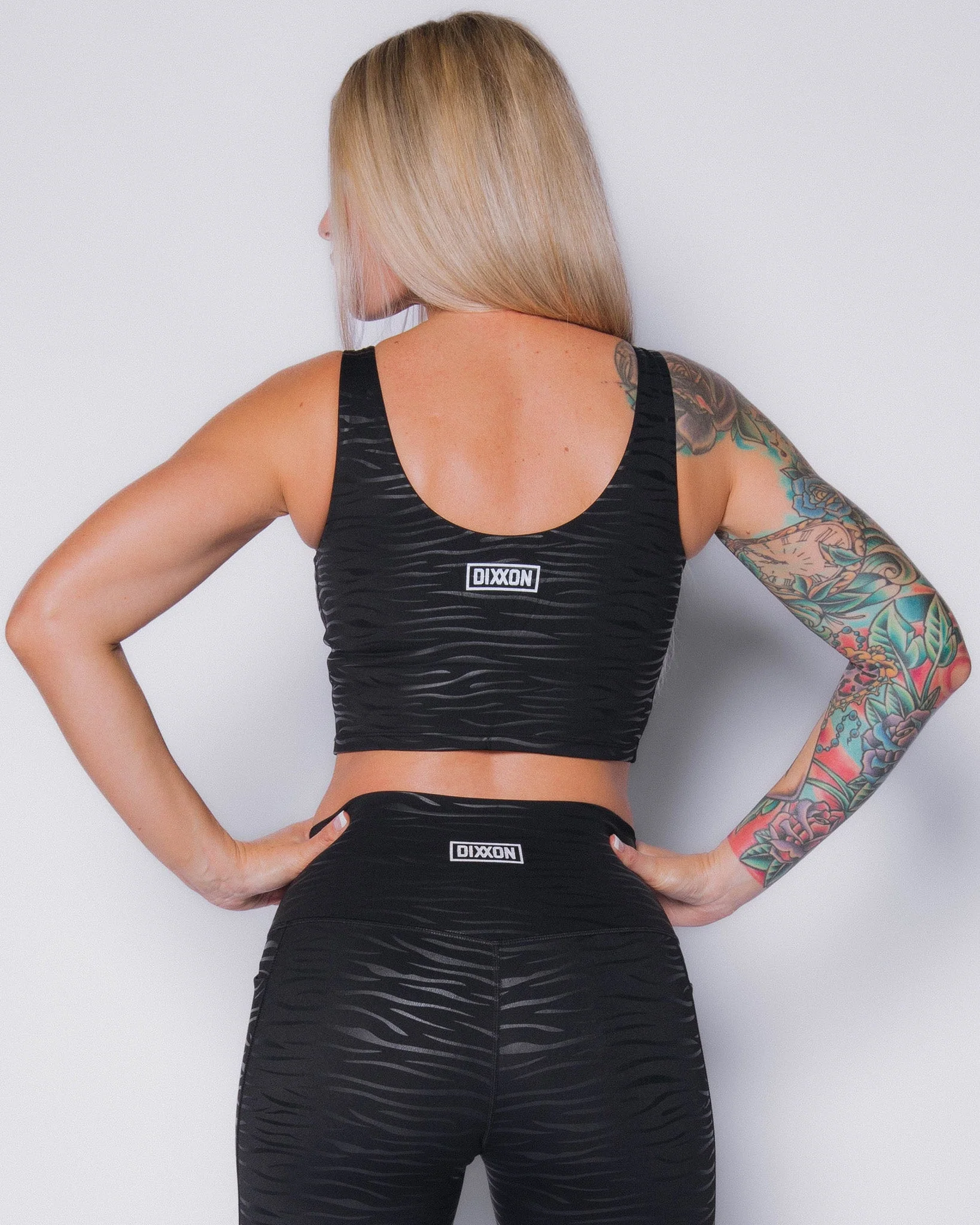 Women's La Tigra Classic Crop Top - Image 2