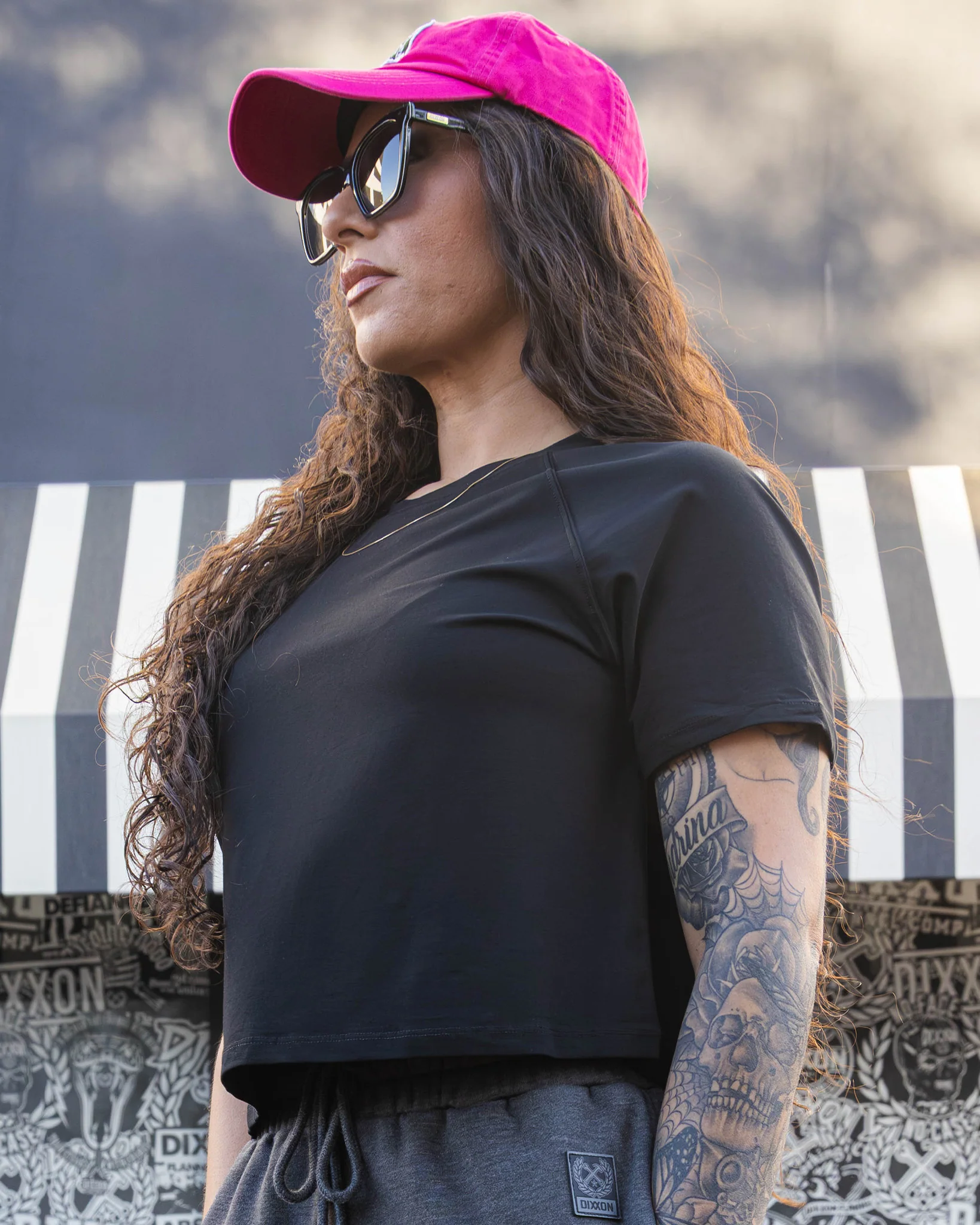 Women's Essential Cropped Tee - Black - Image 3