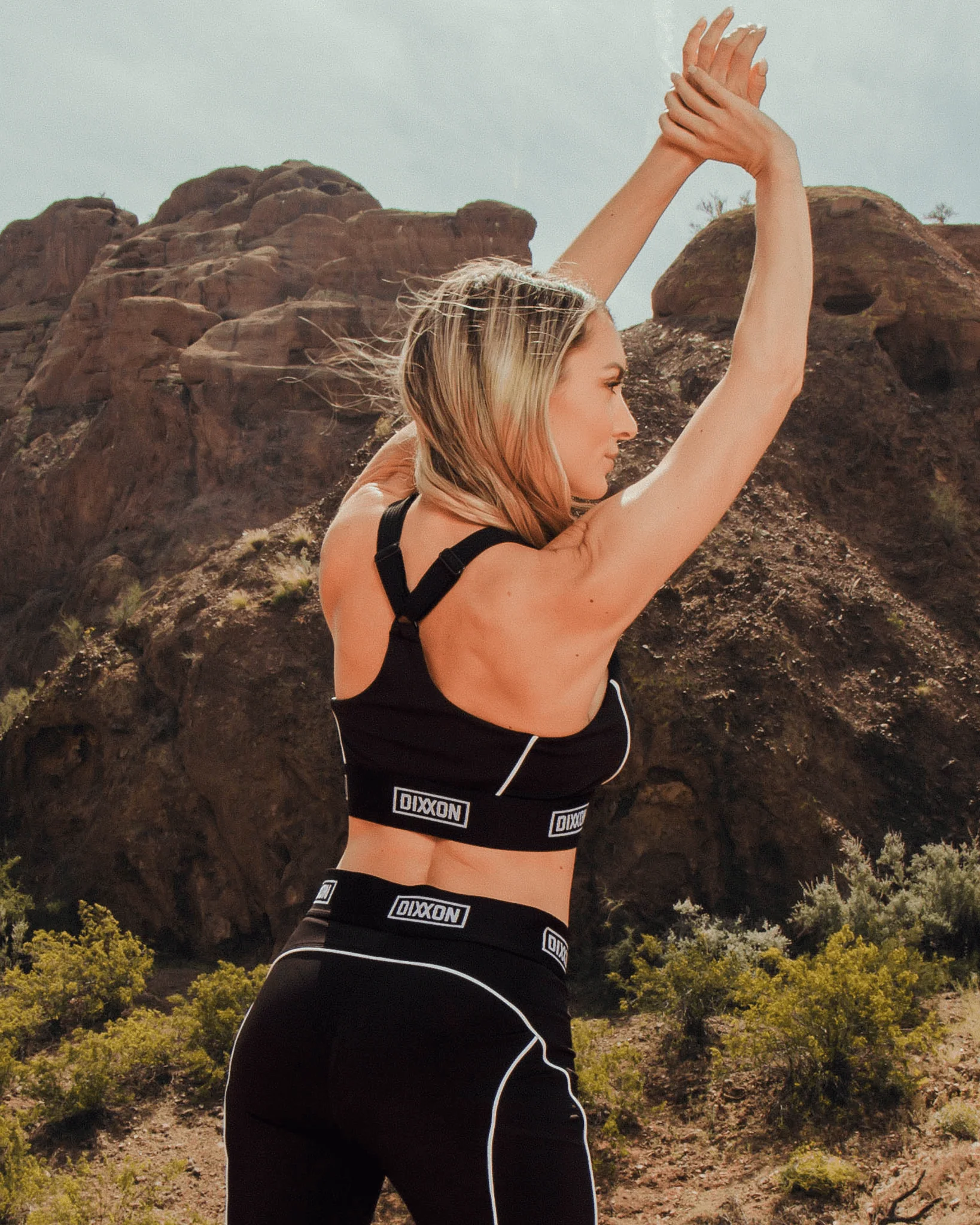 Women's Jane Sports Bra - Black - Image 2