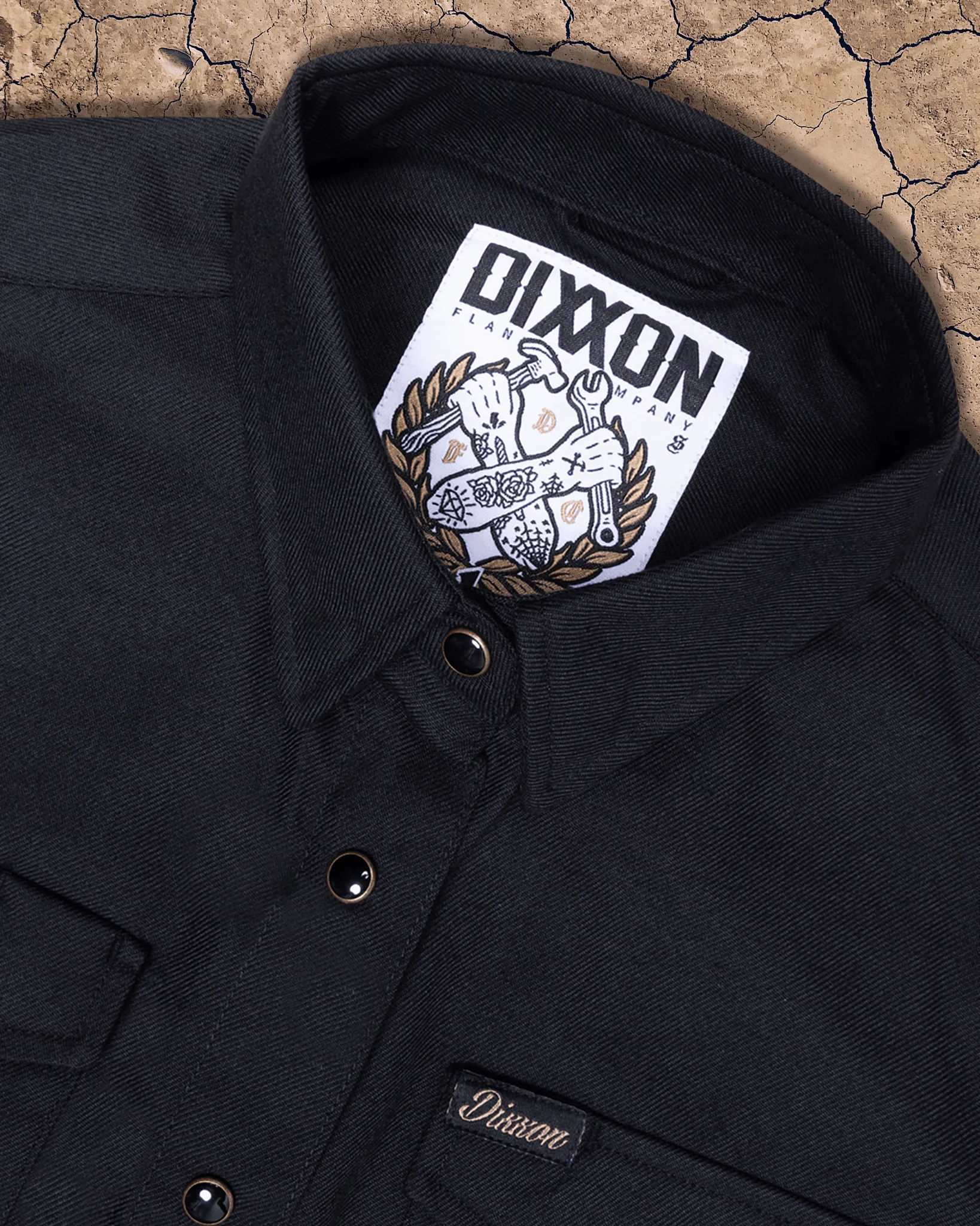 Women's Outlaw 10YR Flannel - Image 4