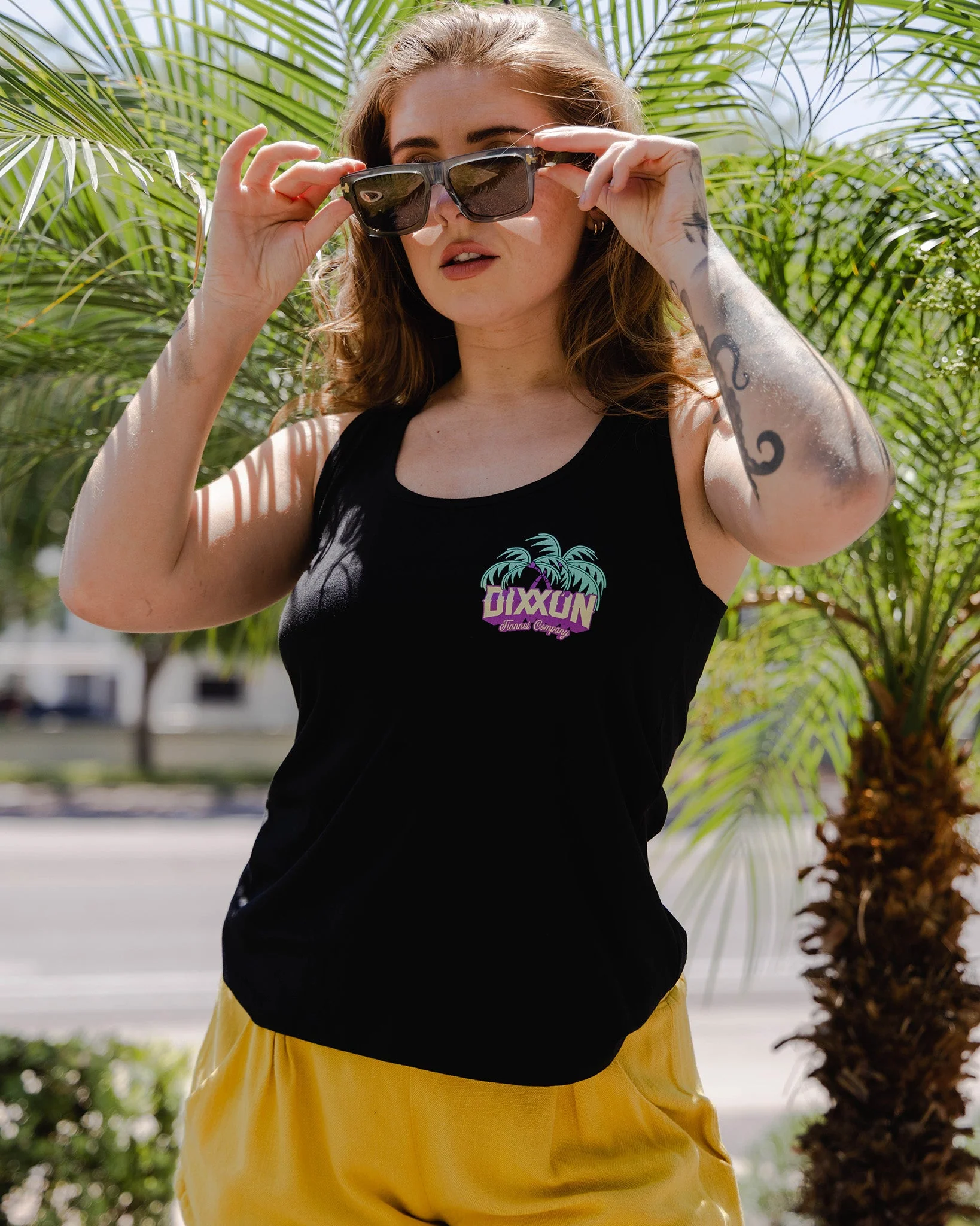 Women's Pink Low Hanging Flowy Tank - Black - Image 2