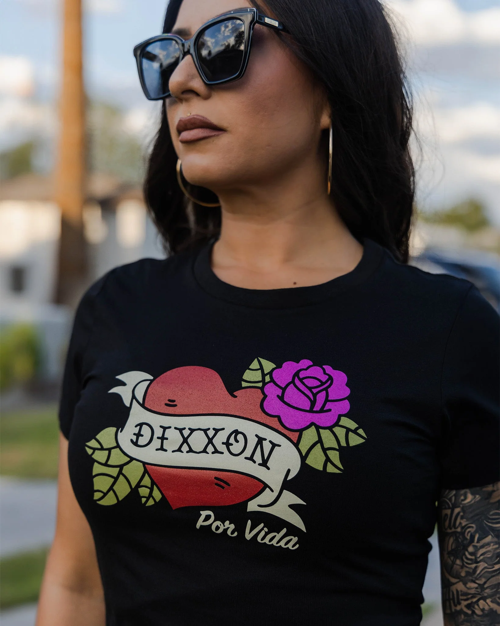 Women's Por Vida Black Fitted Tee- Black - Image 2