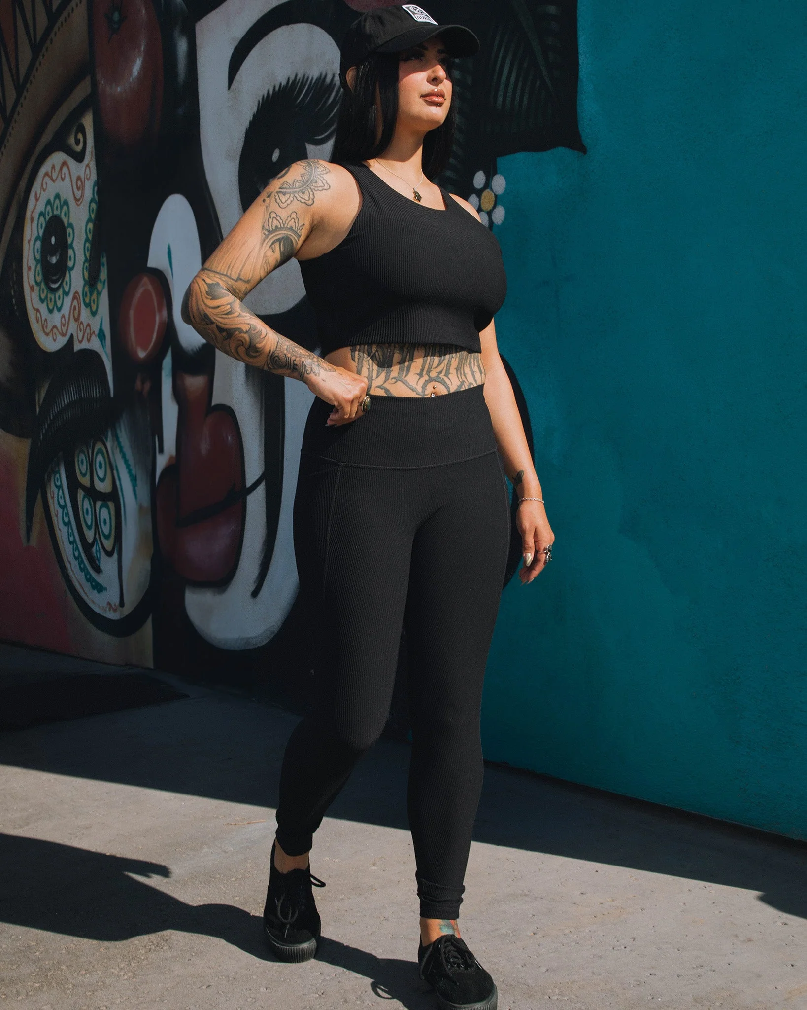 Women's Ribbed Crop Top - Black - Image 3