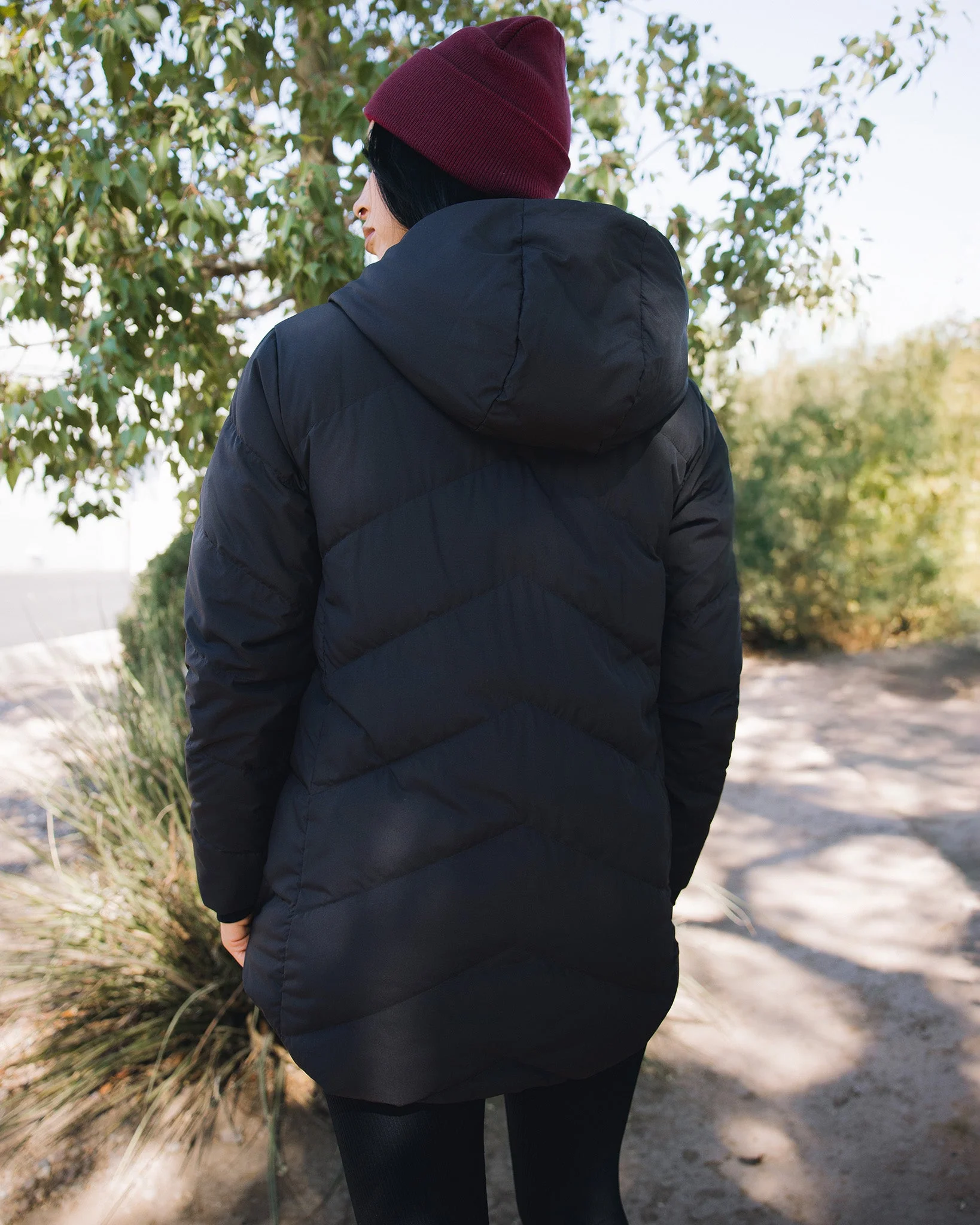 Women's Ridge Down Jacket - Black - Image 4