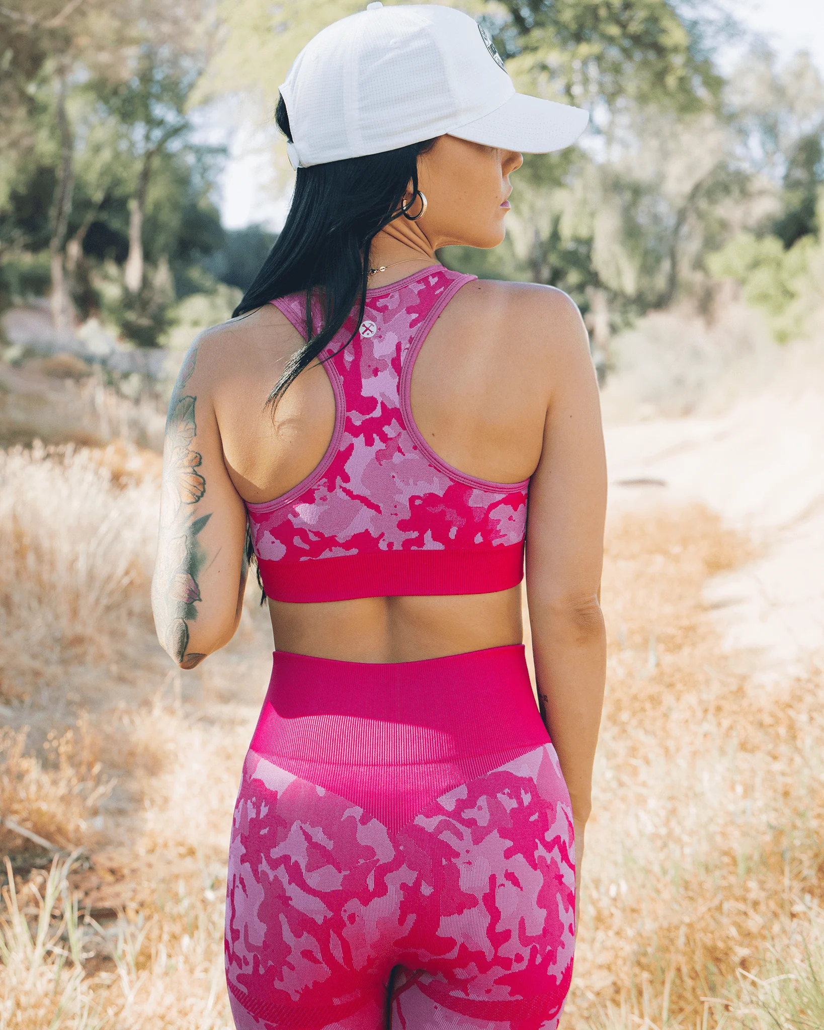 Women's Seamless Sports Bra - Pink Camo - Image 5