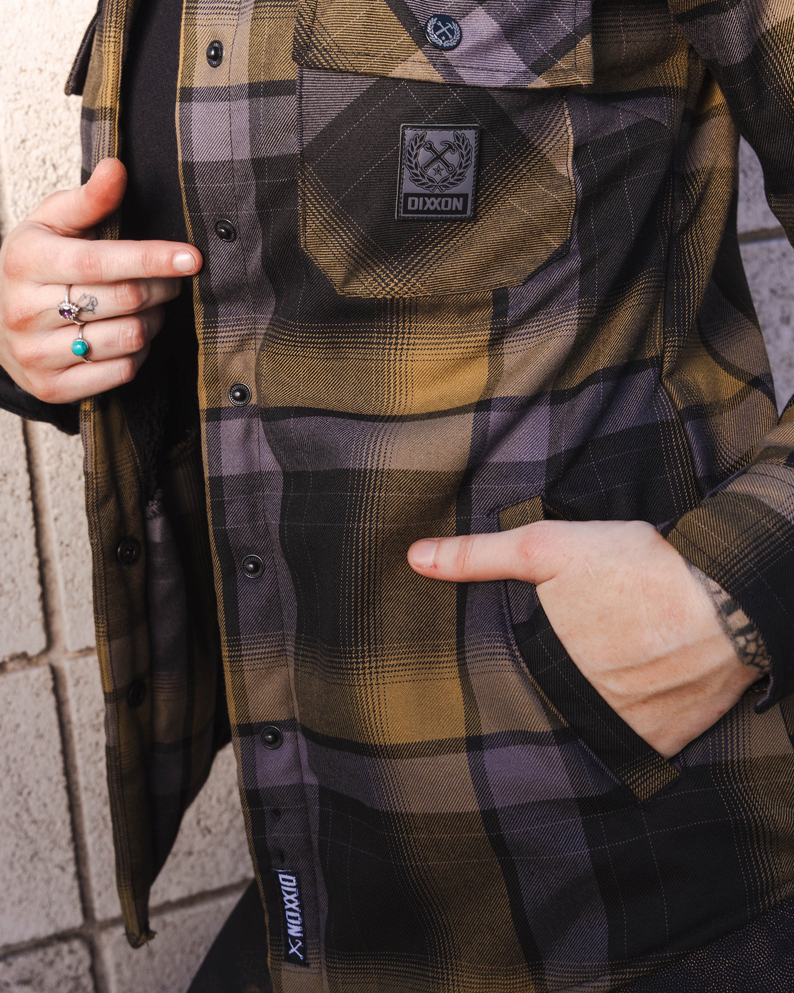 Women's The Knox Sherpa Lined Flannel - Image 5