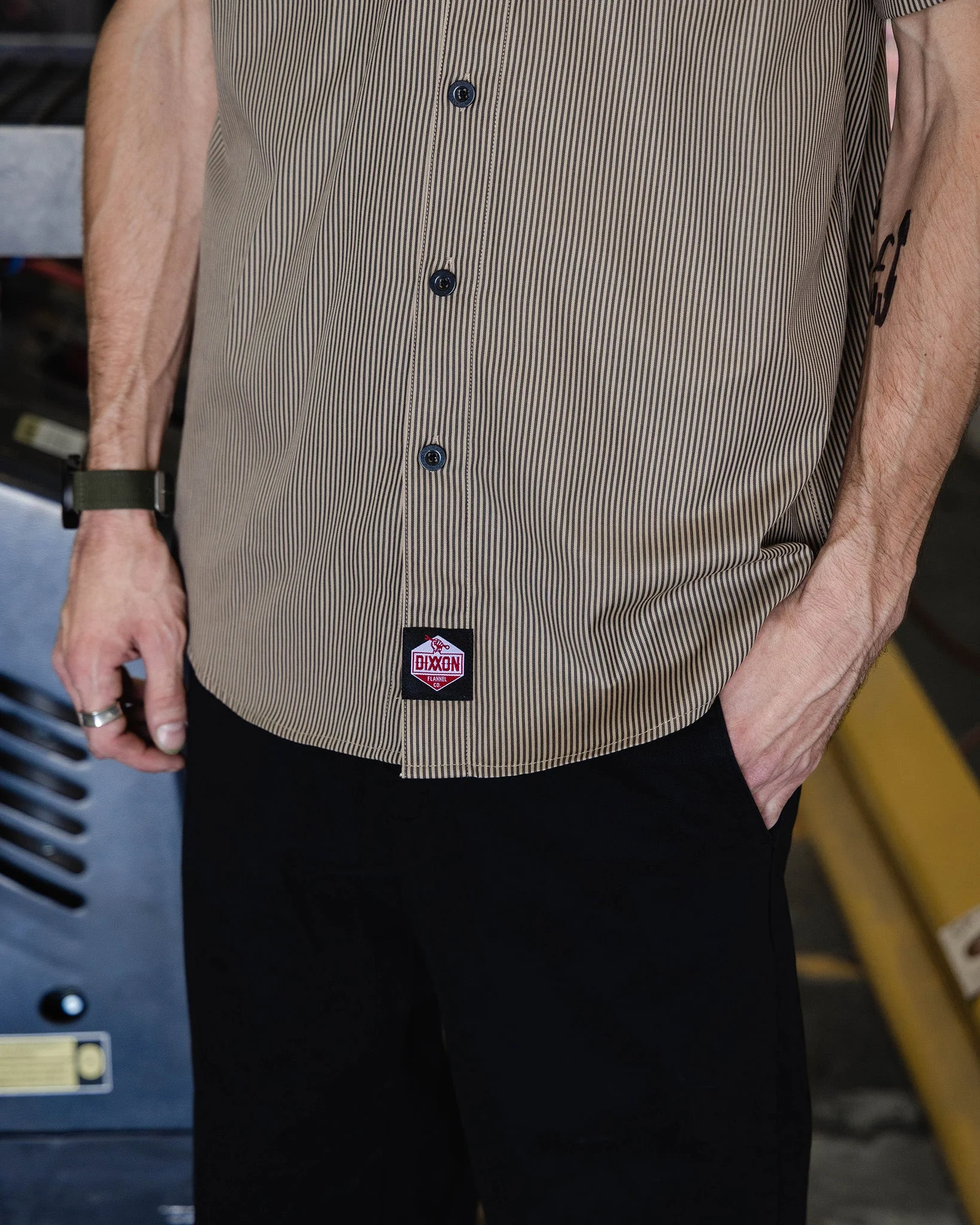 WorkForce Short Sleeve Work Shirt - Khaki & Black - Image 6
